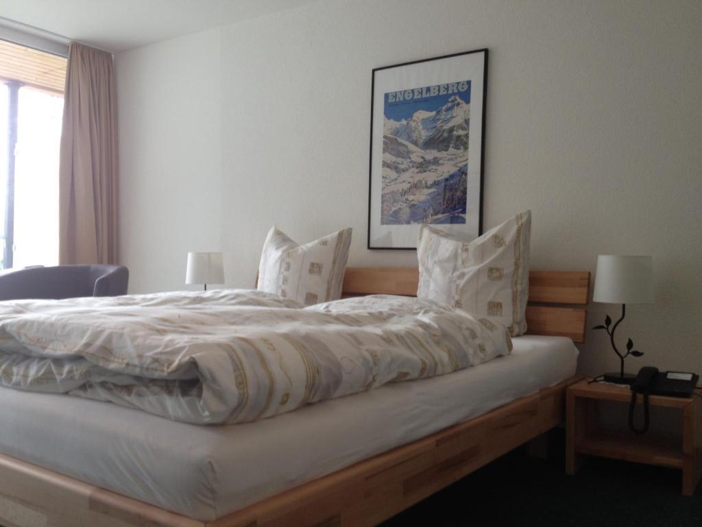 Hotel Hahnenblick Engelberg Pokoj fotografie